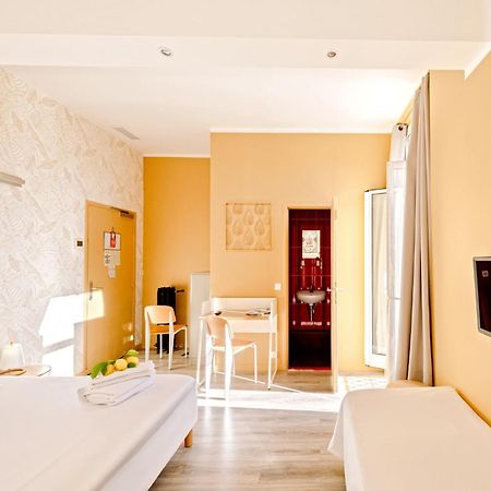 Hotel Lemon Menton Exterior foto